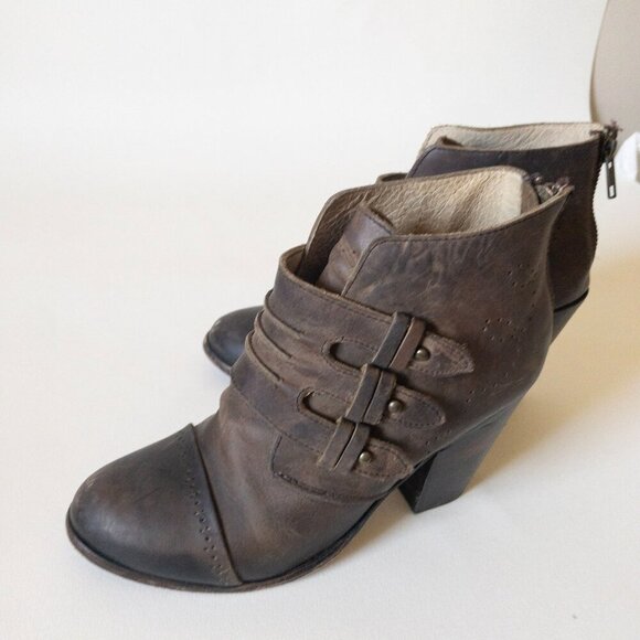 Freebird By Steven Malbc Brown Leather Block Heel Ankle Boots SZ 7 - Picture 16 of 16